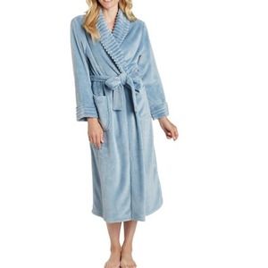 NEW! Plush Soft Robe XS